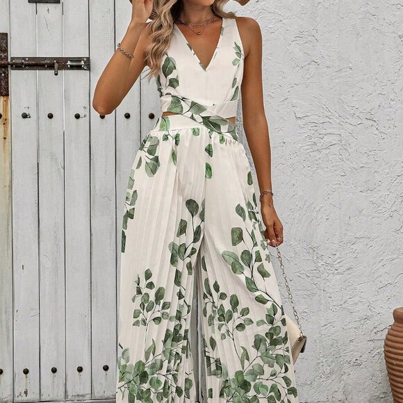 Multicolor Boho Women's V-Neck Plant Printed Pleated Jumpsuit - Picture 7 of 7